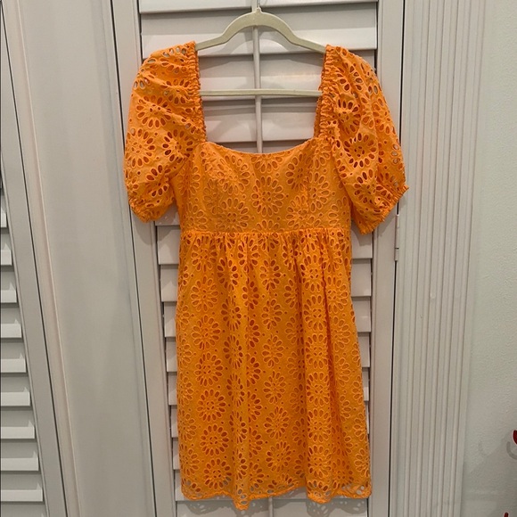 Lilly Pulitzer Dresses & Skirts - Lilly Pulitzer Orange Eyelet Puff Sleeve Dress